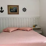 Apt Familiar-Condomínio fechado UBATUBA