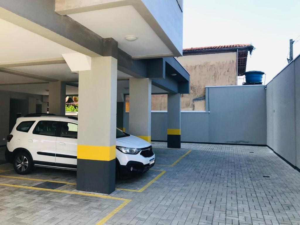 Familiar-condominio Fechado * Ubatuba